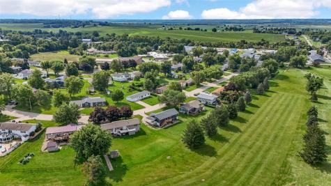 1524 Rainbow Drive Belle Plaine IA 52208