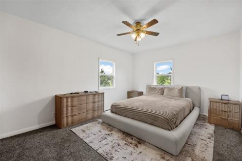 1524 Rainbow Drive Belle Plaine IA 52208