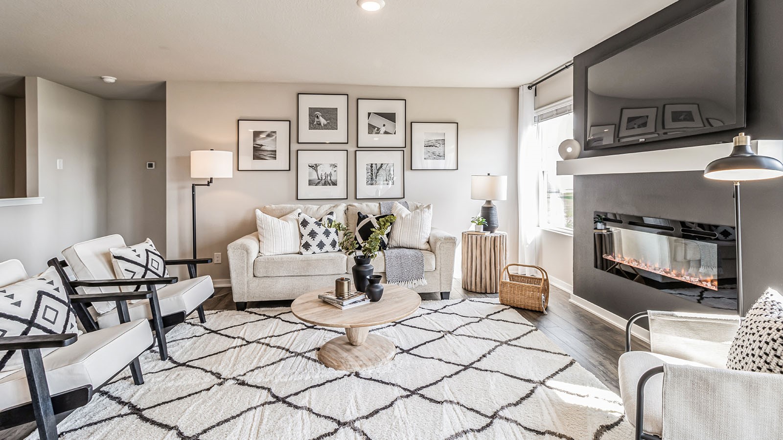 2791 Cecelia Drive Hiawatha IA 52233