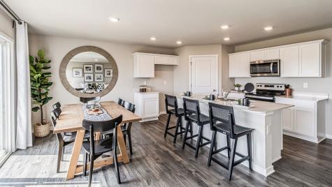 2791 Cecelia Drive Hiawatha IA 52233