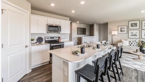2791 Cecelia Drive Hiawatha IA 52233