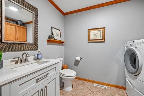 2575 Clark Avenue Marion IA 52302