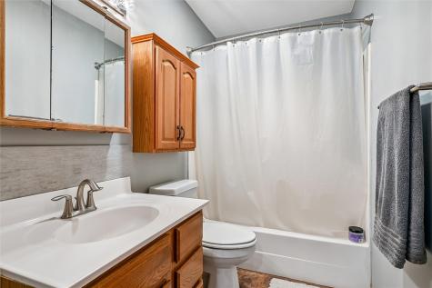 2575 Clark Avenue Marion IA 52302