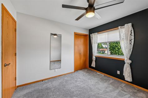 2575 Clark Avenue Marion IA 52302