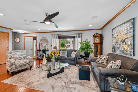 2575 Clark Avenue Marion IA 52302