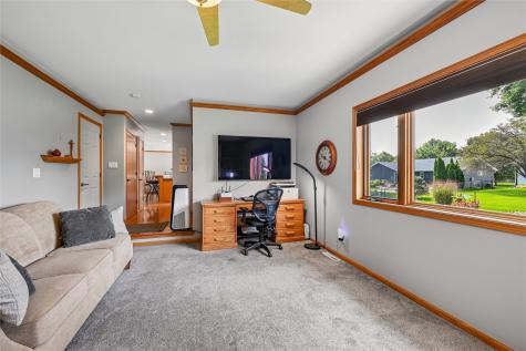 2575 Clark Avenue Marion IA 52302