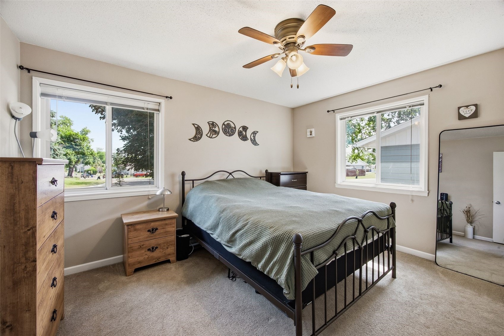 5121 Kesler Road NW Cedar Rapids IA 52405