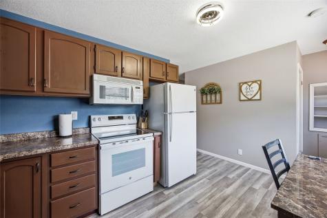 5121 Kesler Road NW Cedar Rapids IA 52405