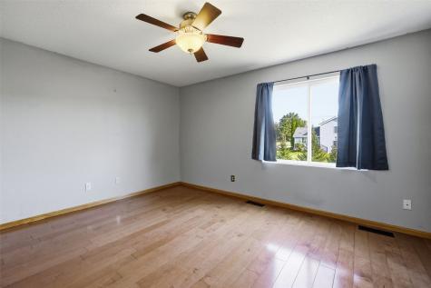 828 73rd NE Cedar Rapids IA 52402