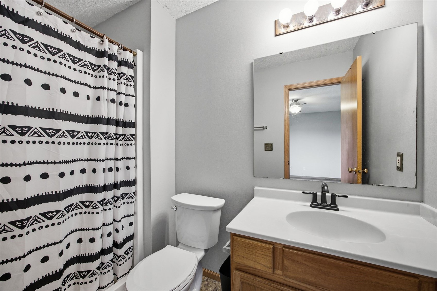 828 73rd NE Cedar Rapids IA 52402