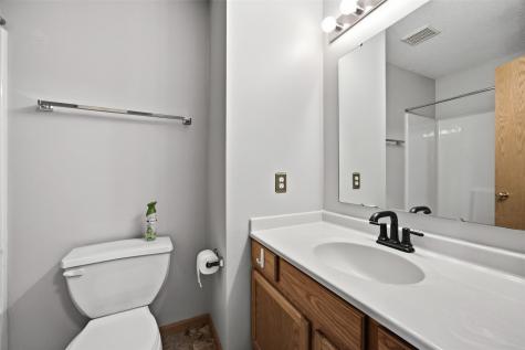 828 73rd NE Cedar Rapids IA 52402
