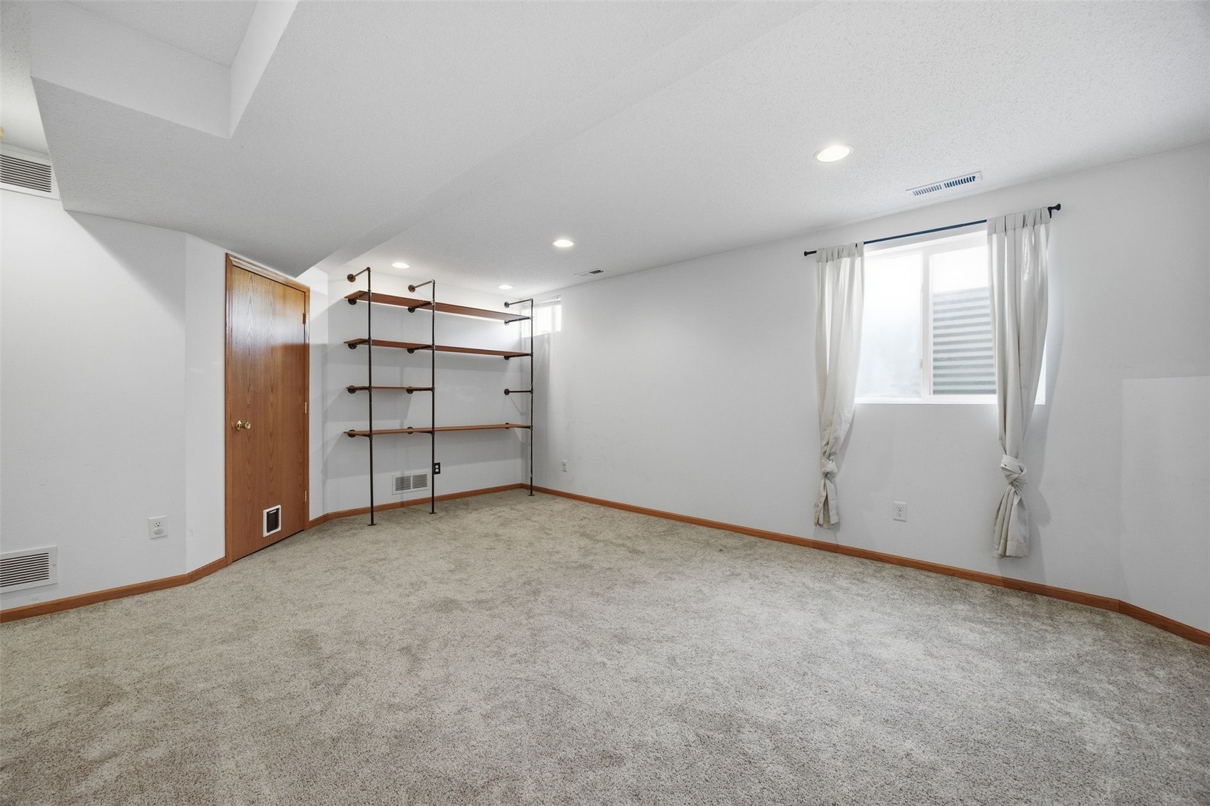 828 73rd NE Cedar Rapids IA 52402