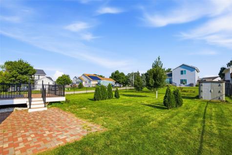828 73rd NE Cedar Rapids IA 52402
