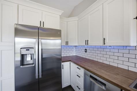 828 73rd NE Cedar Rapids IA 52402