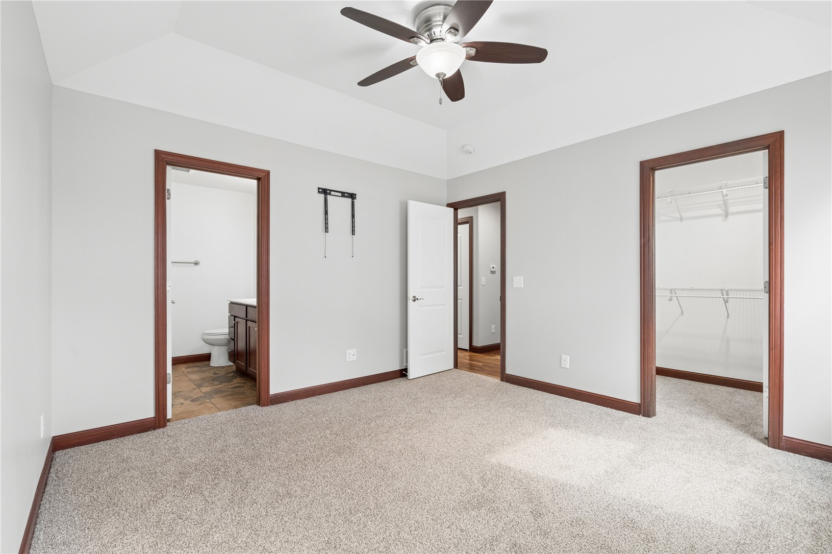 5313 Ruhd Street SW Cedar Rapids IA 52404