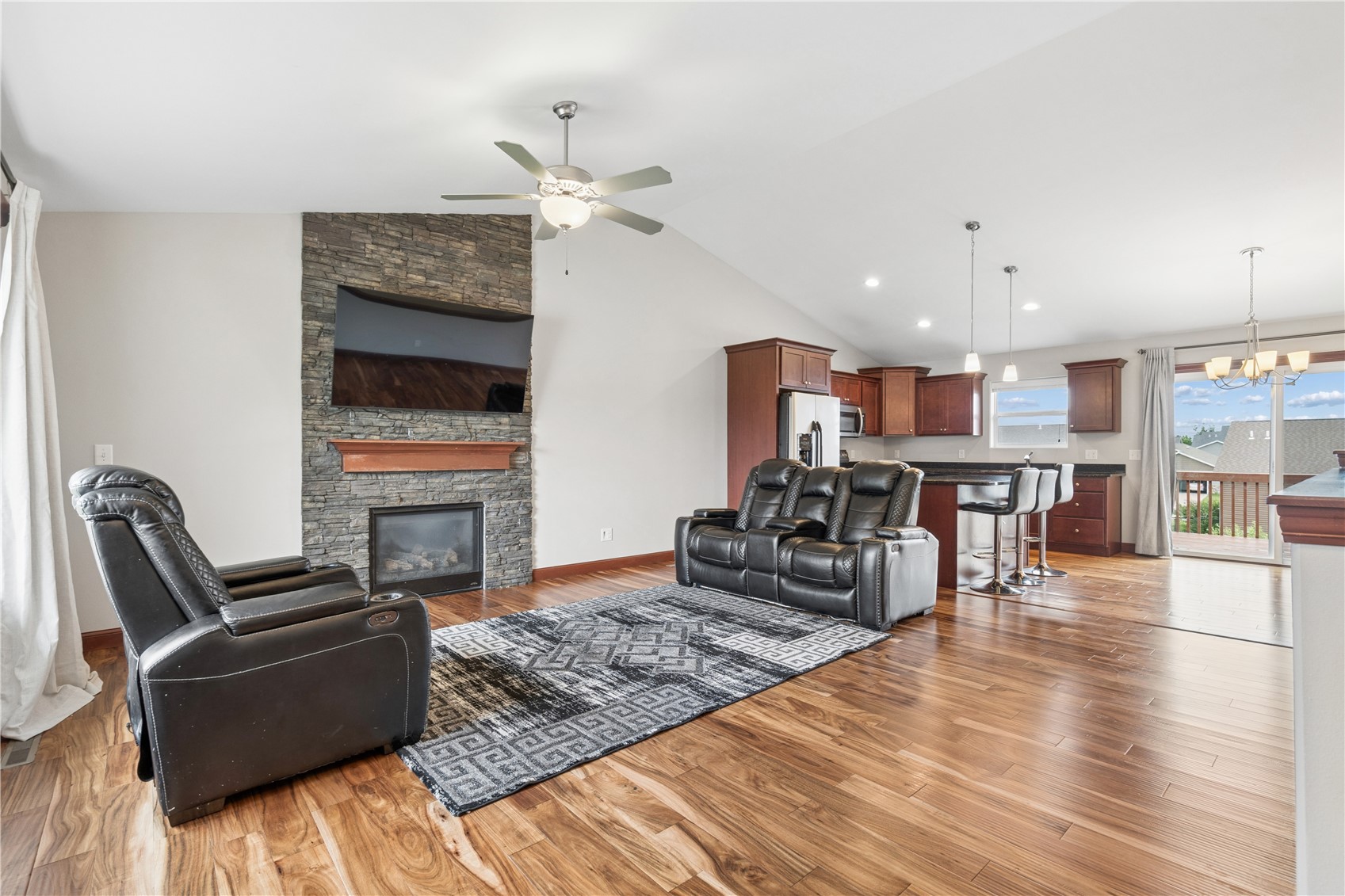 5313 Ruhd Street SW Cedar Rapids IA 52404