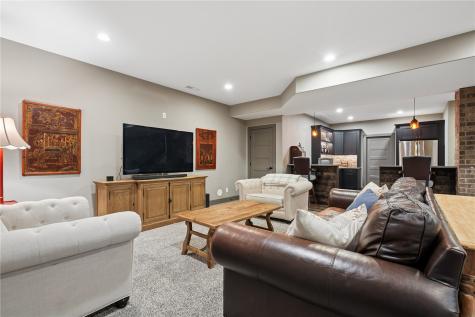 1184 Foxborough Drive Marion IA 52302