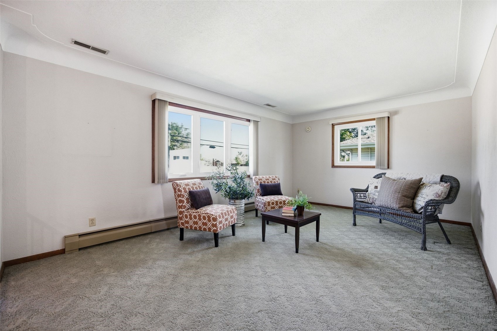 123 Edgewood Road SW Cedar Rapids IA 52404
