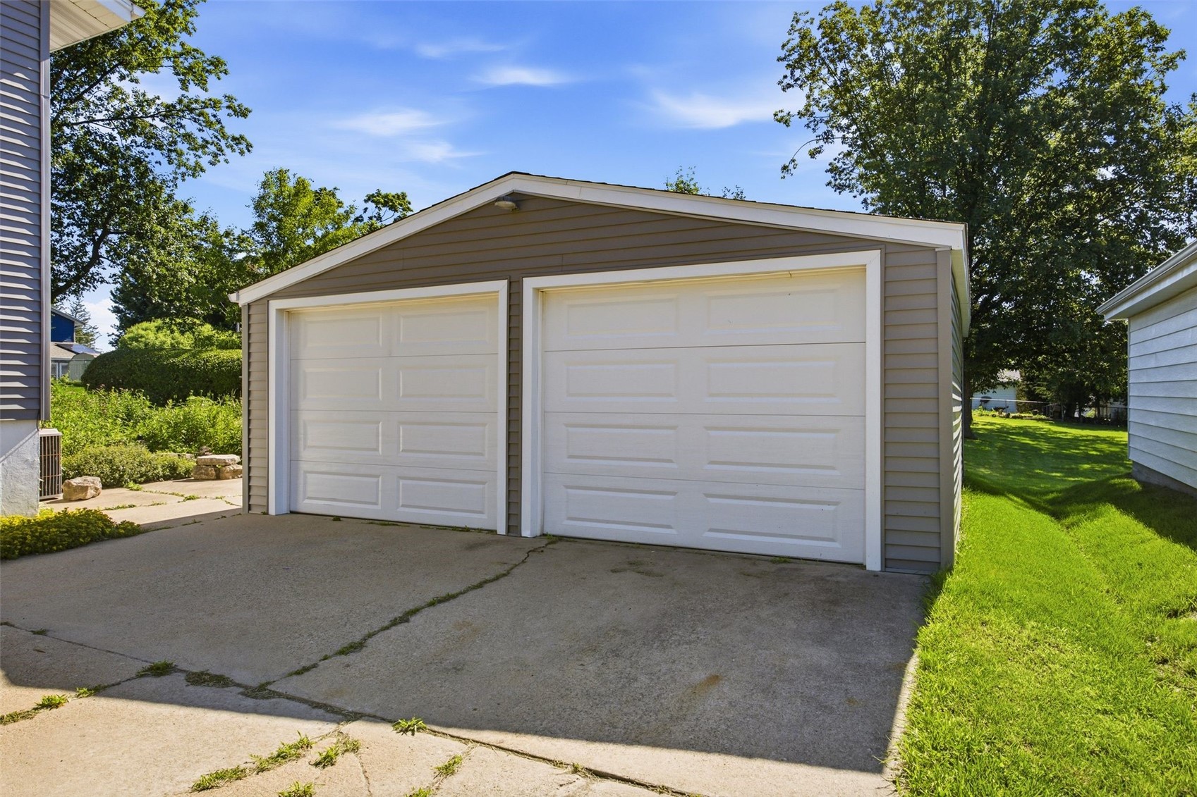 123 Edgewood Road SW Cedar Rapids IA 52404