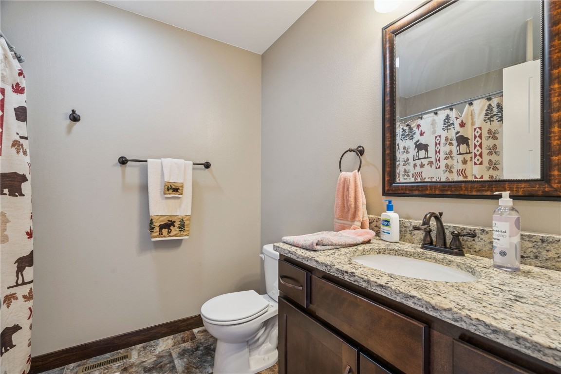 2095 Fieldcrest Lane Ely IA 52227