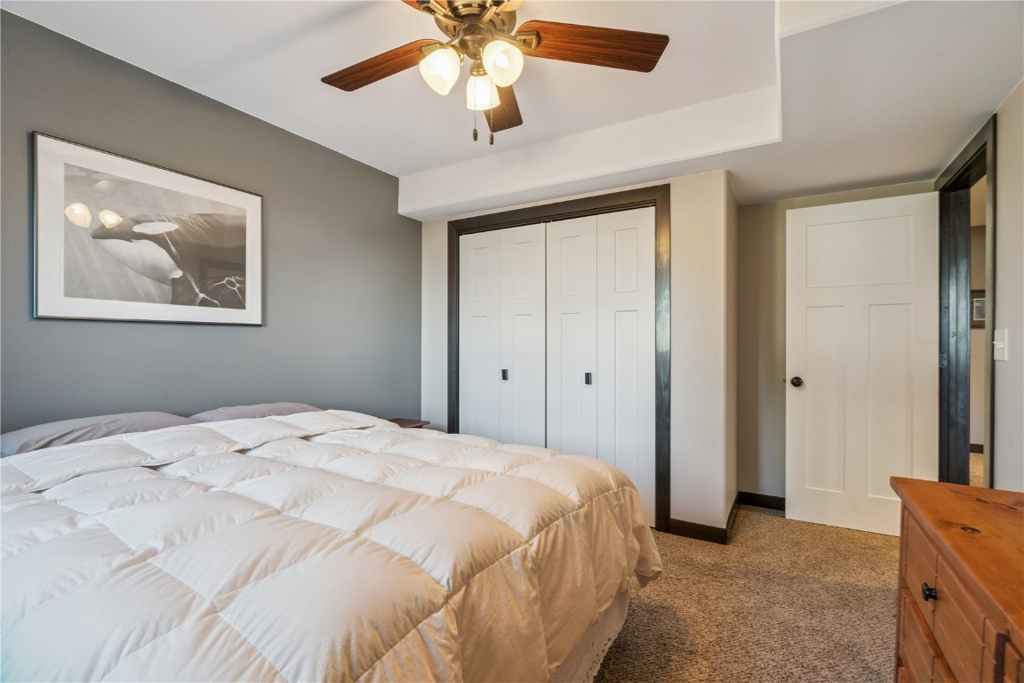2095 Fieldcrest Lane Ely IA 52227