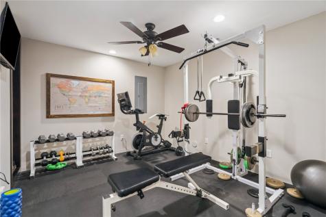 2095 Fieldcrest Lane Ely IA 52227