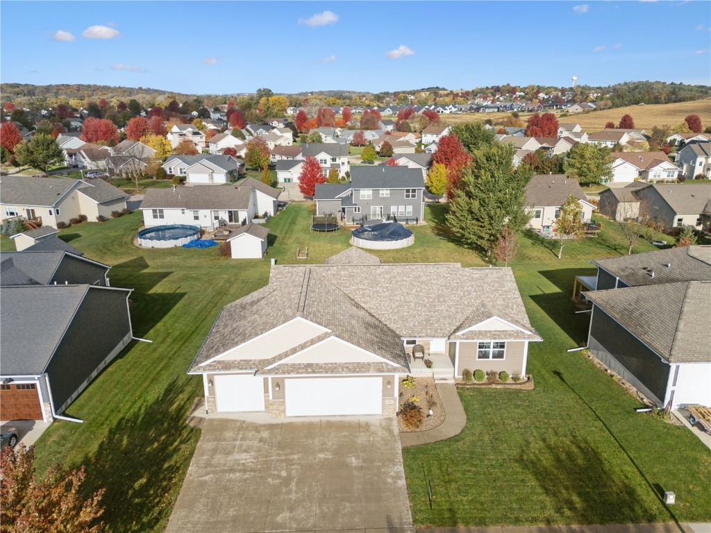 2095 Fieldcrest Lane Ely IA 52227