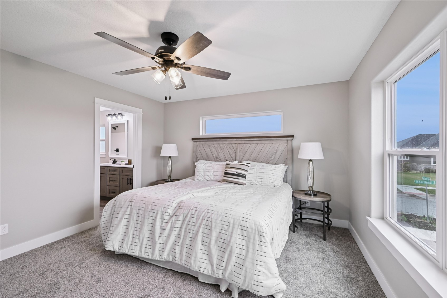 1382 Foxtail Drive Fairfax IA 52228