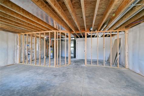 1382 Foxtail Drive Fairfax IA 52228