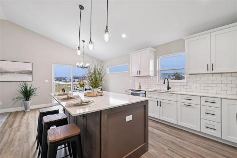 1382 Foxtail Drive Fairfax IA 52228