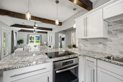 2112 F Street Iowa City IA 52245