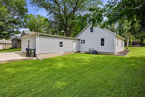 2112 F Street Iowa City IA 52245