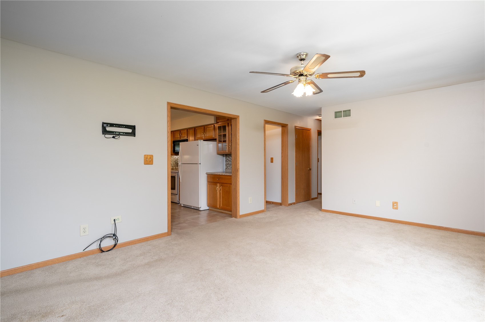 1116 E 6th Street Vinton IA 52349