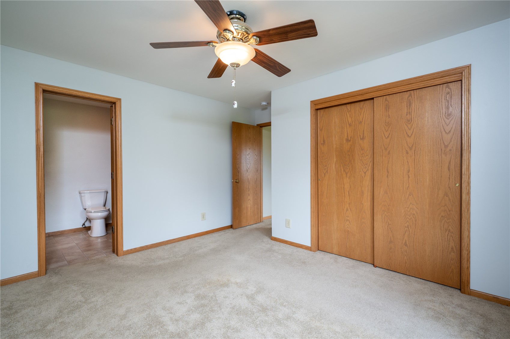1116 E 6th Street Vinton IA 52349