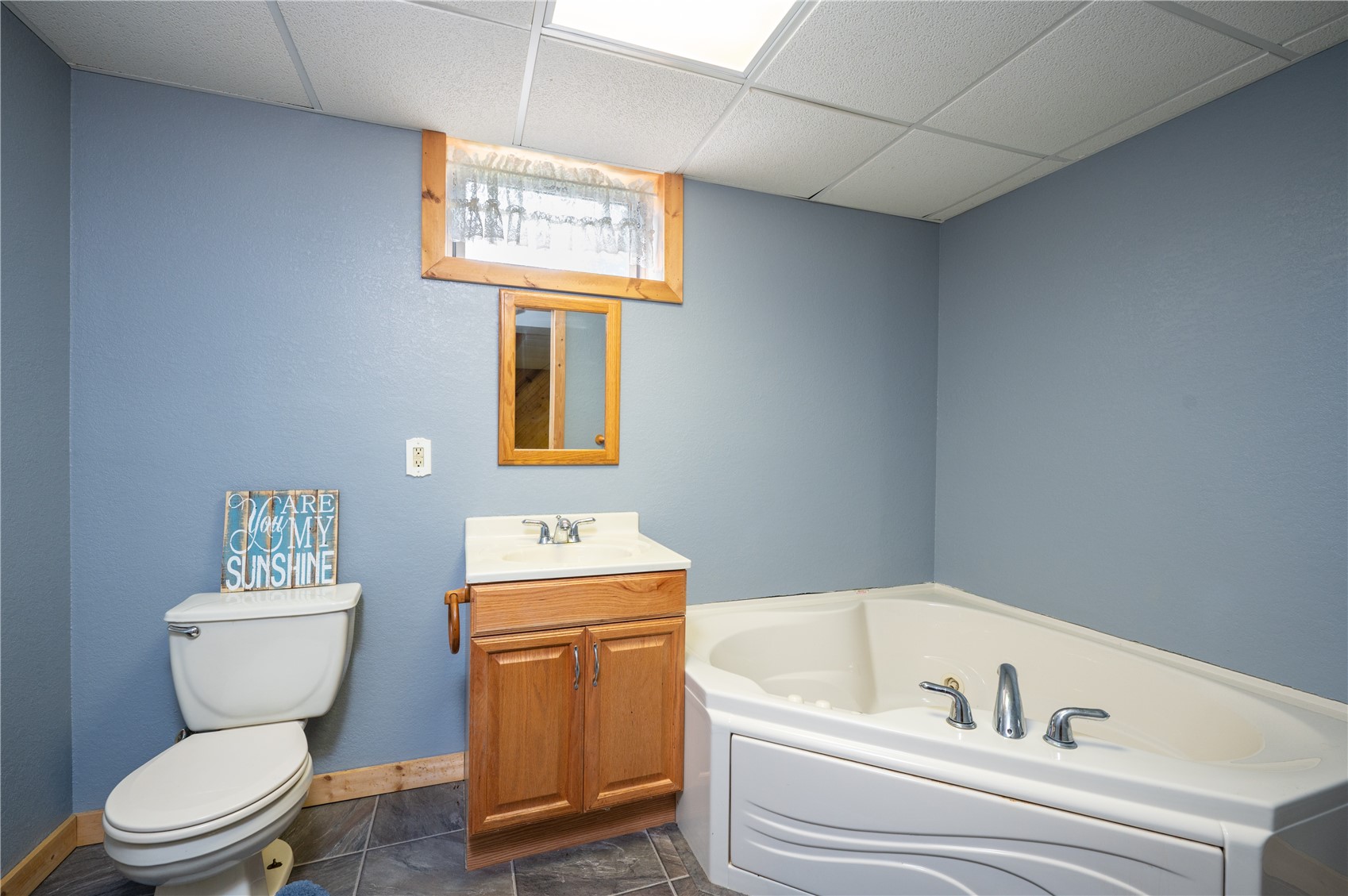1116 E 6th Street Vinton IA 52349