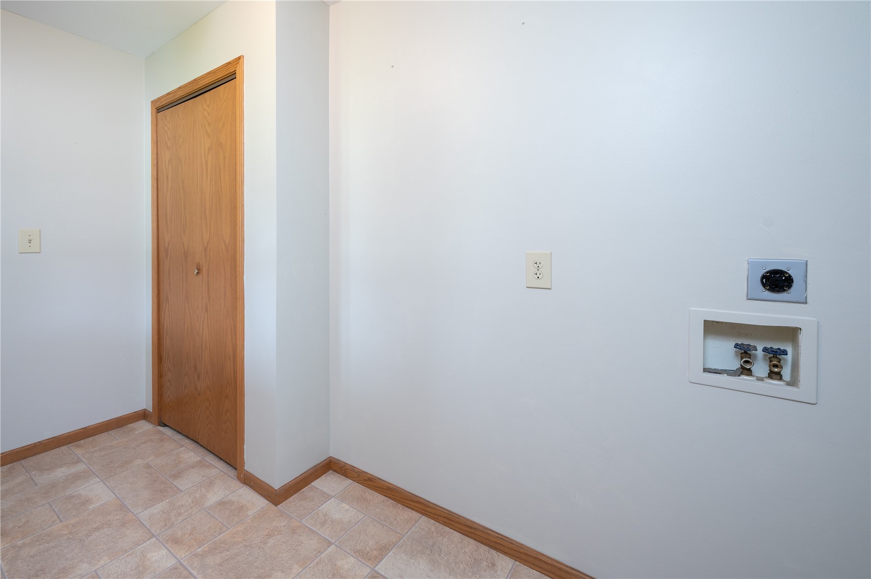 1116 E 6th Street Vinton IA 52349
