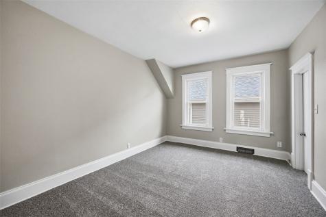 513 16th Street SE Cedar Rapids IA 52403