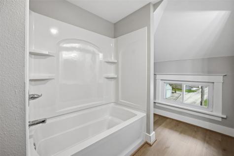 513 16th Street SE Cedar Rapids IA 52403