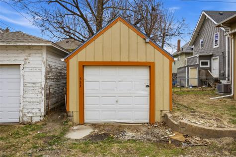 513 16th Street SE Cedar Rapids IA 52403