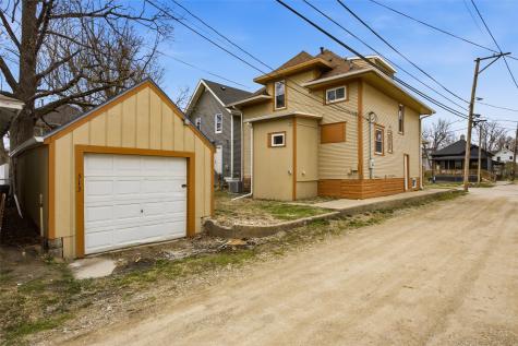 513 16th Street SE Cedar Rapids IA 52403