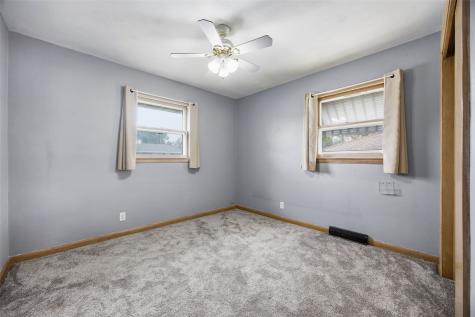 2916 Schultz Drive NW Cedar Rapids IA 52405