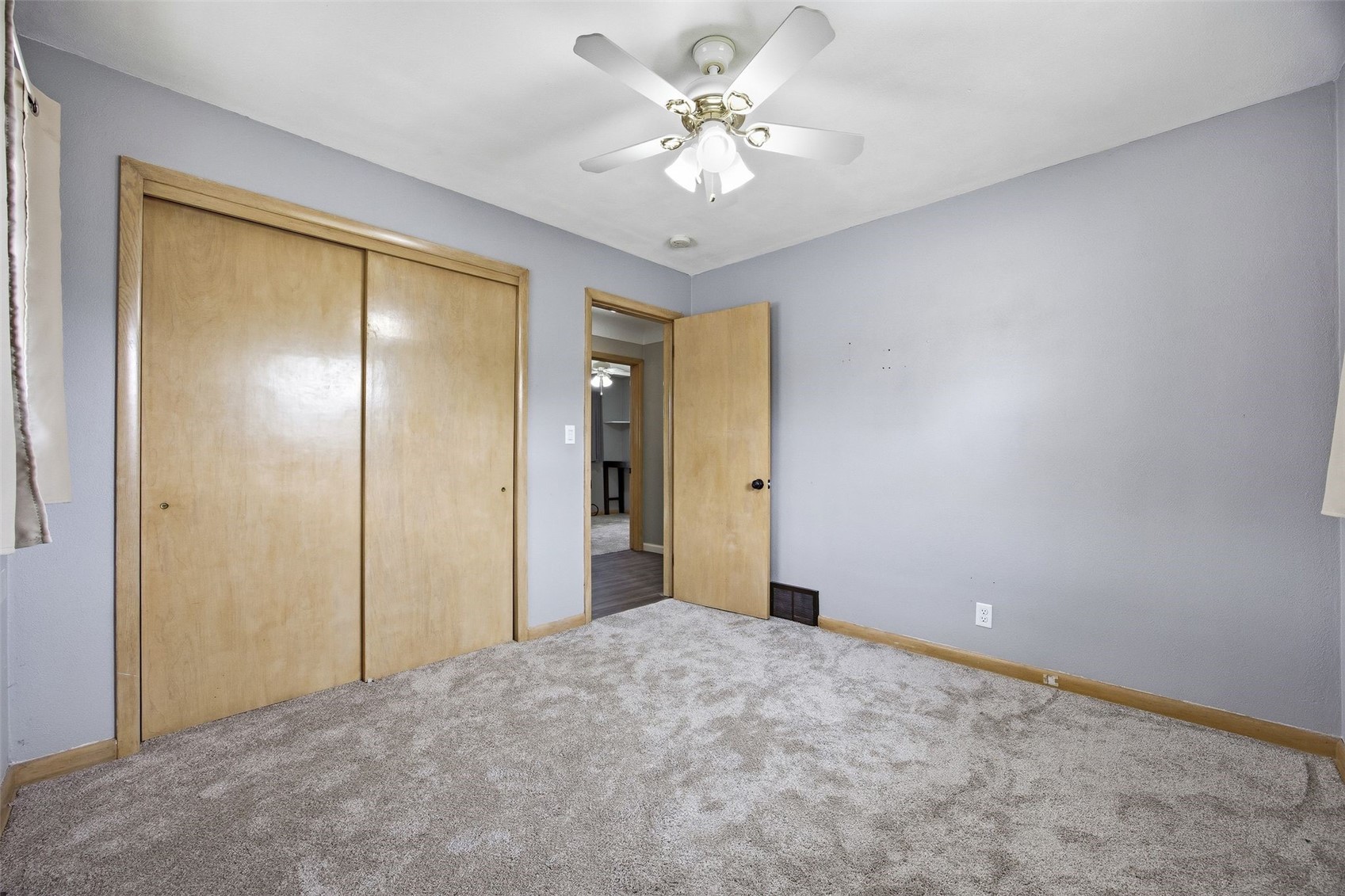 2916 Schultz Drive NW Cedar Rapids IA 52405