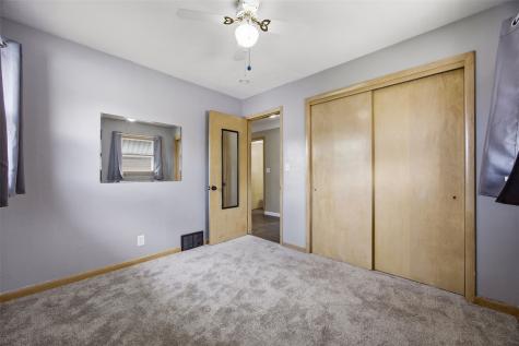 2916 Schultz Drive NW Cedar Rapids IA 52405