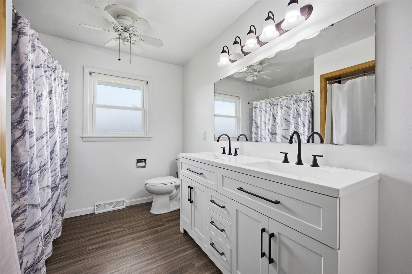 2916 Schultz Drive NW Cedar Rapids IA 52405