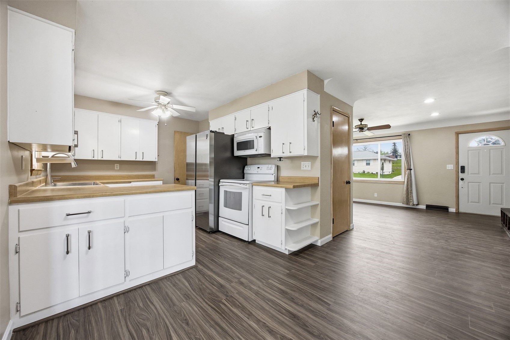 2916 Schultz Drive NW Cedar Rapids IA 52405