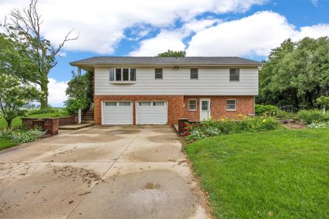 2209 44th Avenue Homestead IA 52236