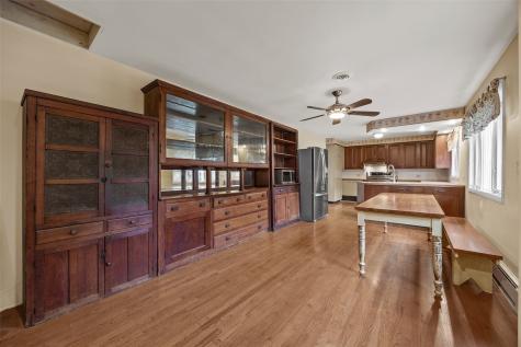 2209 44th Avenue Homestead IA 52236