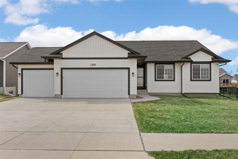 1309 Beringer Court NE Cedar Rapids IA 52402