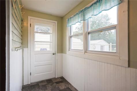 317 6th Avenue Oelwein IA 50662