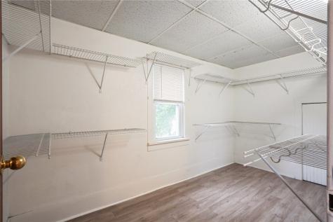 317 6th Avenue Oelwein IA 50662